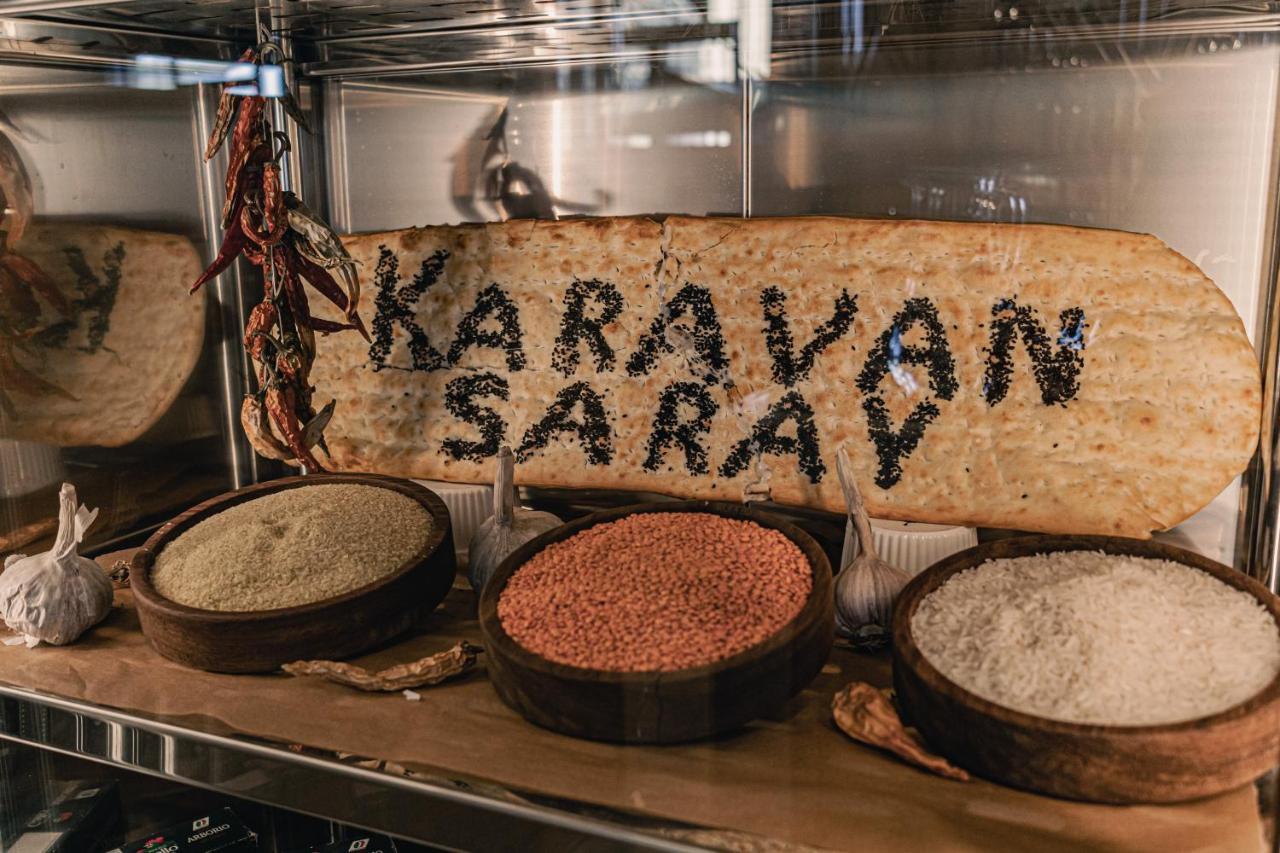 Karavansaray Turkistan Harbour Hotel -Flying Theatre Access المظهر الخارجي الصورة Karaköy's traditional bread
