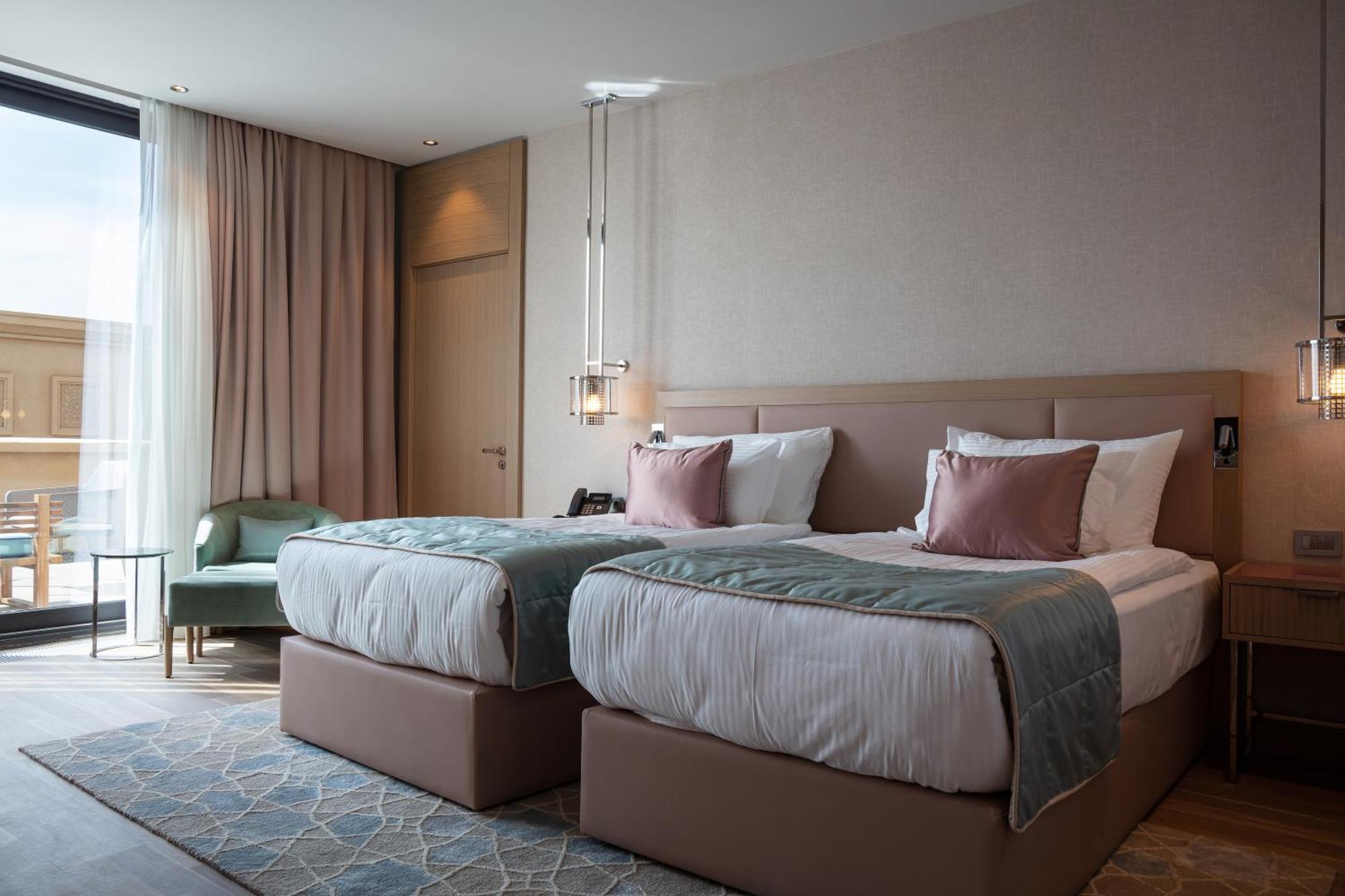 Karavansaray Turkistan Harbour Hotel -Flying Theatre Access المظهر الخارجي الصورة Deluxe room